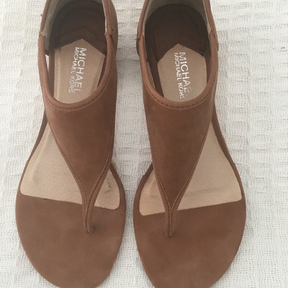 Michael Kors Brown Thong Sandal Size 7.5M
